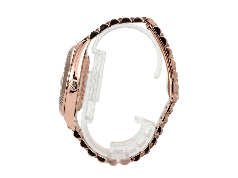 Rolex Day-Date 40 Everose-Gold 228235 Choco Römisch seitliche Ansicht des Armbands in Everose-Gold