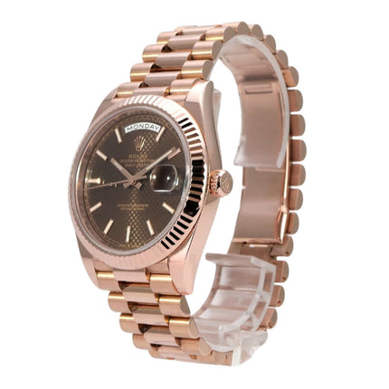 Rolex Day-Date 40 Everose-Gold 228235 Choco Index mit braunem Zifferblatt und Präsident-Armband