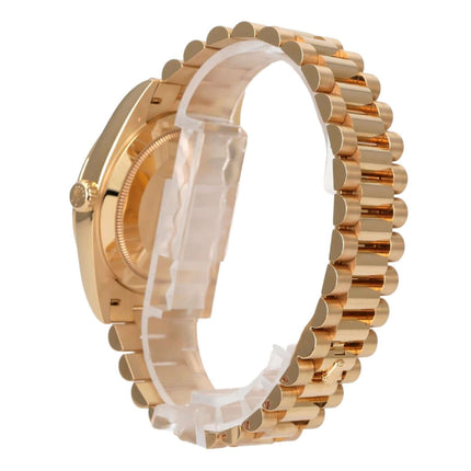 Rolex Day-Date 40 Gelbgold 228238 Champagner Diamant seitliche Ansicht des Armbands aus 18 kt Gelbgold.
