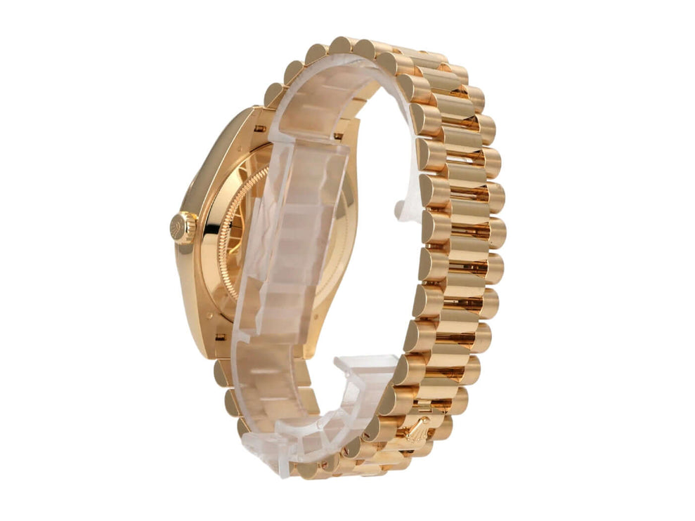 Rolex Day-Date 40 Gelbgold 228238 Schwarz seitliche Ansicht des Armbands aus 18 kt Gelbgold.