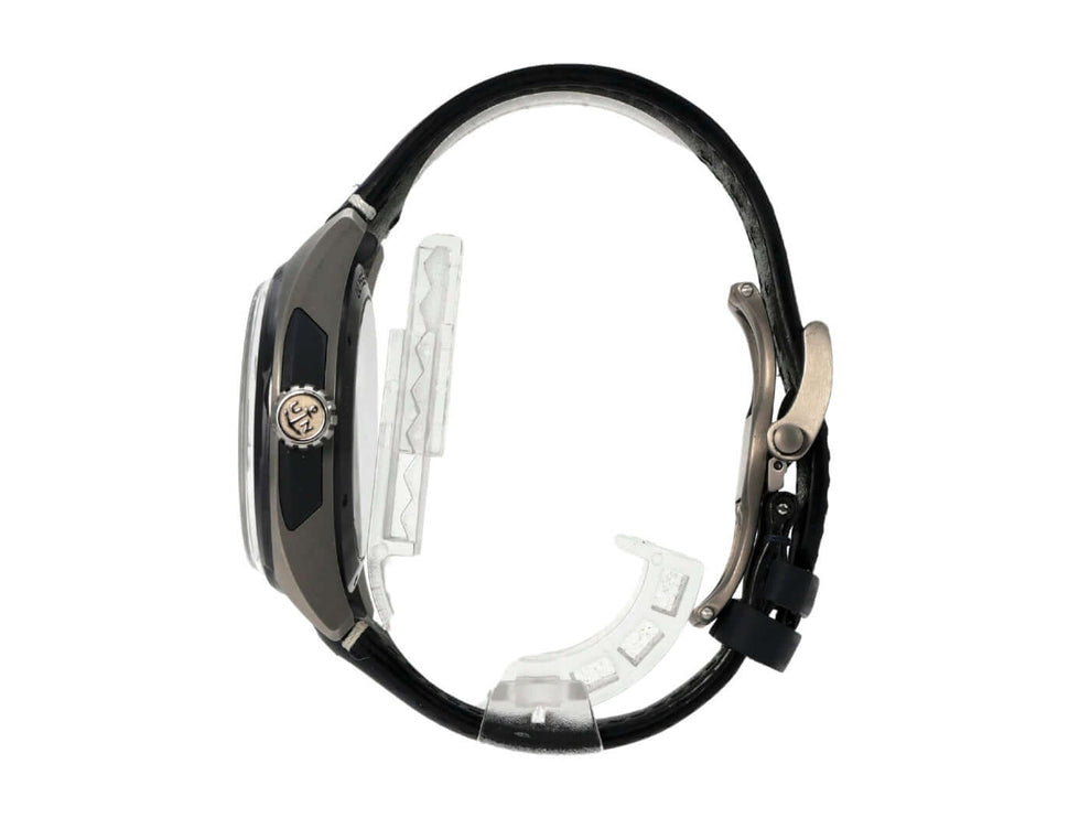 Ulysse Nardin Freak X Ti Blue 2303-270/03 seitliche Ansicht mit Titan-Gehäuse und blauem Lederarmband.