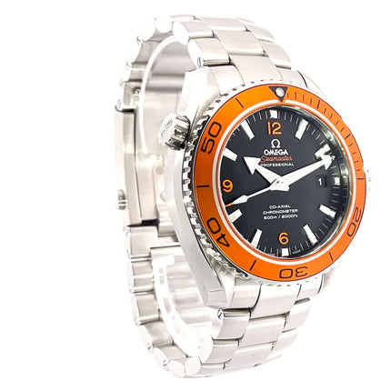 Omega Seamaster Planet Ocean 600m Co-Axial 232.30.46.21.01.002 mit Edelstahlgehäuse und orangefarbener Lünette, Jahr 2019