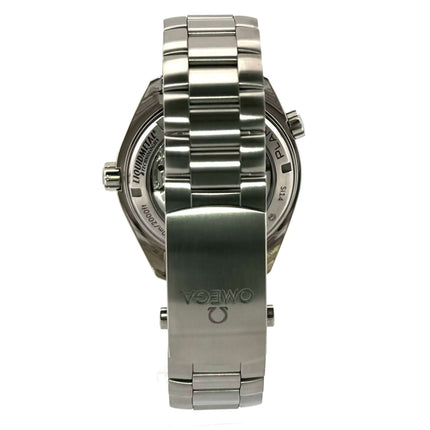 Rückseite der Omega Seamaster Planet Ocean 600M Titan Uhr mit Titan Armband und Sicherheitsfaltschließe, Ref. 232.90.46.21.03.001