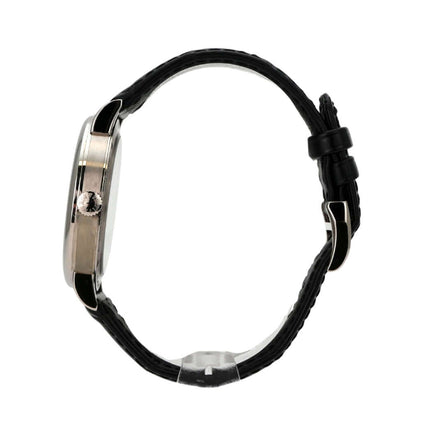 A. Lange & Söhne 1815 Auf Ab Weißgold 234.026 von der Seite mit schwarzem Alligatorlederband.