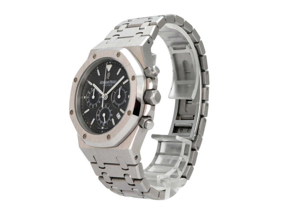 Audemars Piguet Royal Oak Chronograph 25860ST.OO.1110ST.01 mit Edelstahl-Gehäuse und schwarzem Zifferblatt.