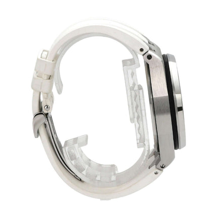 Audemars Piguet Royal Oak Offshore 26020ST.OO.D001IN.02.A seitliche Ansicht mit Edelstahlgehäuse und weißem Kautschukband.