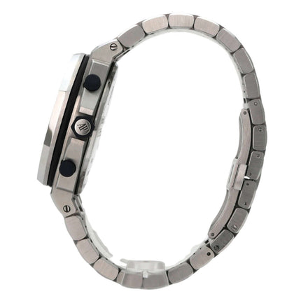 Audemars Piguet Royal Oak Offshore 26020ST.OO.D020IN.01.A seitliche Ansicht des Edelstahlgehäuses und Armbands.