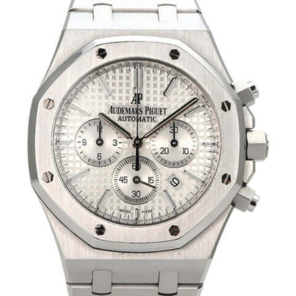 Audemars Piguet Royal Oak Chronograph 26320ST.OO.1220ST.02 mit silberfarbenem Zifferblatt und Edelstahlarmband.
