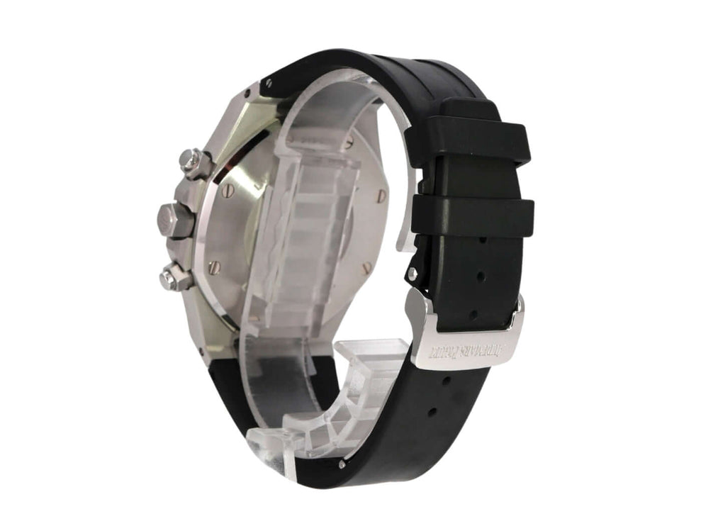 Audemars Piguet Royal Oak Chronograph 26325TS.OO.D005CR.01 Leo Messi im Profil mit schwarzem Kautschukband.