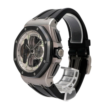 Audemars Piguet Royal Oak Offshore 26387IO.OO.D002CA.01 mit Titan Gehäuse, gummiarmband und skelettiertem Zifferblatt.