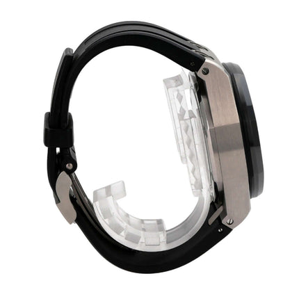 Audemars Piguet Royal Oak Offshore 26387IO.OO.D002CA.01 seitliche Ansicht mit Titan-Gehäuse und schwarzem Kautschukband.