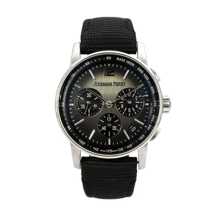 Audemars Piguet Code 11.59 Chronograph 26393NB.OO.A002KB.01 mit schwarzem Armband und smokey Zifferblatt.