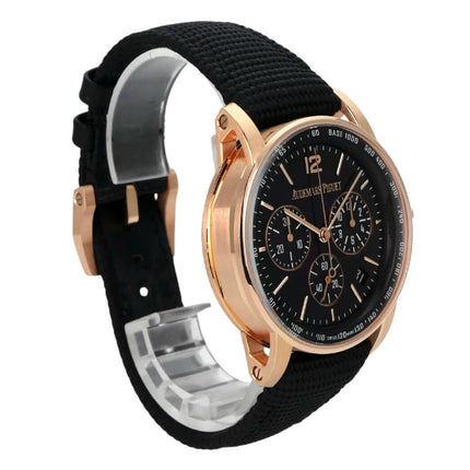 Audemars Piguet Code 11.59 Chronograph 26393OR.OO.A616CR.01 mit schwarzem gummierten Armband und Roségold Gehäuse.