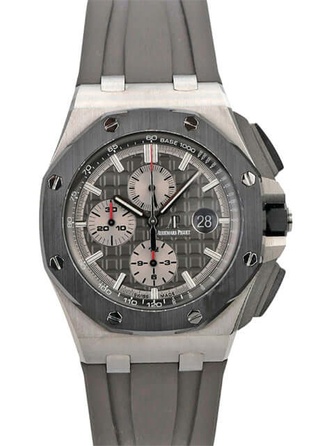 Audemars Piguet Royal Oak Offshore Chronograph 26400IO.OO.A004CA.01 auf grauem Kautschukarmband mit Titan-Elementen.