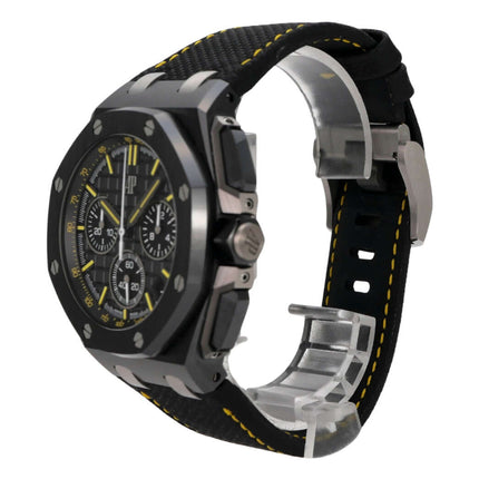 Audemars Piguet Royal Oak Offshore Chronograph 26420CE.OO.A005VE.01 seitliche Ansicht mit schwarzem Kautschukband.