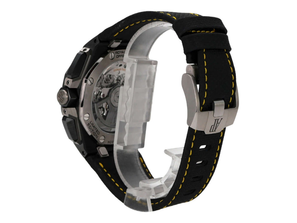 Audemars Piguet Royal Oak Offshore Chronograph 26420CE.OO.A005VE.01 mit schwarzem Kautschukband und Titan Dornschließe.