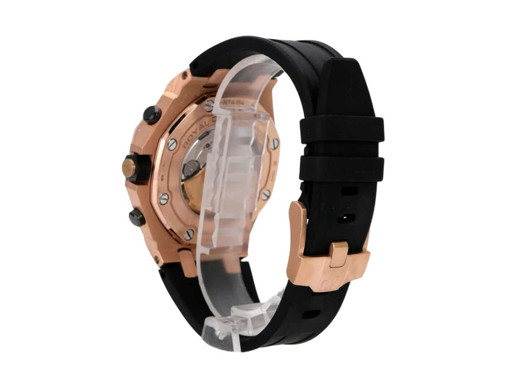 Audemars Piguet Royal Oak Offshore Rotgold 26470OR.OO.A002CR.01 mit Kautschukband und rosegoldfarbenem Gehäuse.