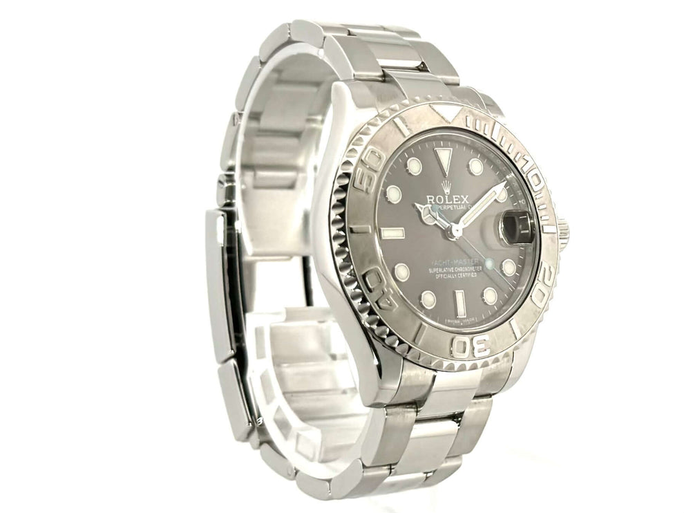 Rolex Yacht-Master 37 Edelstahl Platin 268622 Rhodium aus 2017 mit poliertem Edelstahlgehäuse und Platinlünette, Rhodiumzifferblatt.