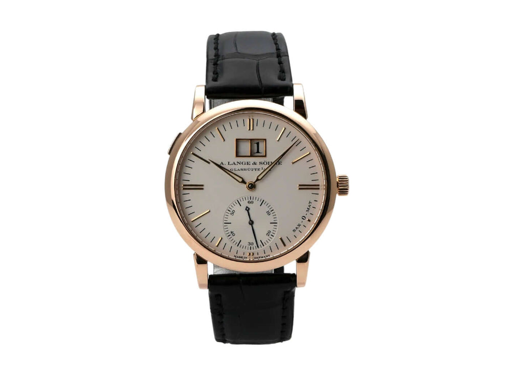 A. Lange & Söhne Saxonia Langematik 308.032 Rotgold mit schwarzem Lederband und 18 kt Rotgold Dornschließe, ideal für anspruchsvolle Uhrenliebhaber.