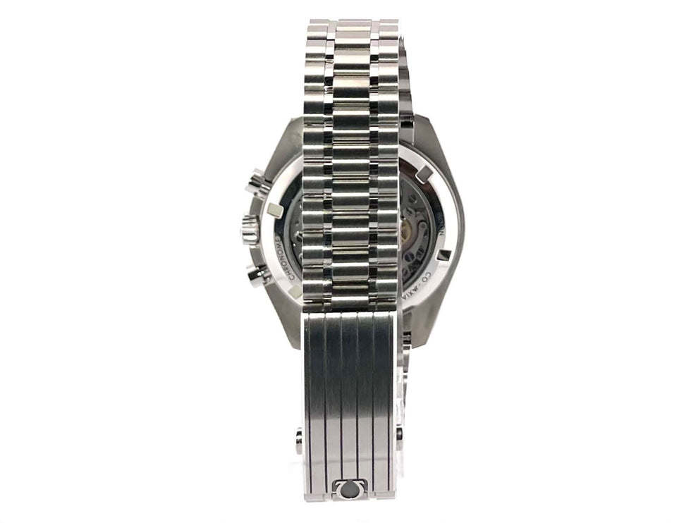 Rückansicht der Omega Speedmaster Professional Moonwatch mit poliertem und satiniertem Edelstahlarmband und sichtbarem Uhrwerk.