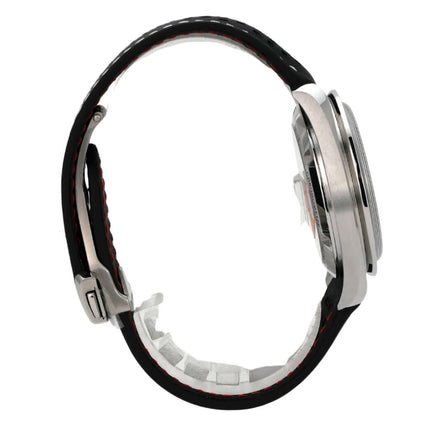 Omega Speedmaster Professional Moonwatch 310.32.42.50.04.002 Ansicht von der Seite mit schwarzem Lederband und Edelstahlgehäuse.