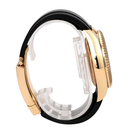 Rolex Sky-Dweller Gelbgold - Oysterflex 326238 Champagner, 18-KT Gelbgold mit schwarzem Oysterflex-Armband
