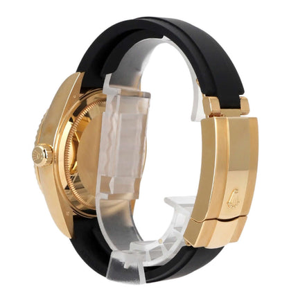 Rolex Sky-Dweller Gelbgold mit schwarzem Oysterflexband und 18 kt Gelbgold Faltschließe, Seitansicht.