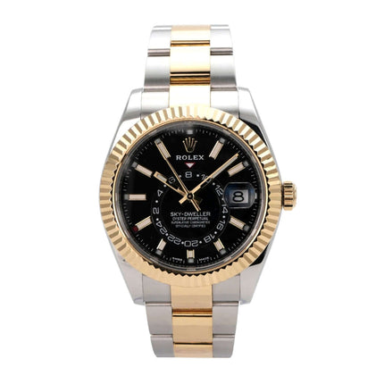 Rolex Sky-Dweller Edelstahl Gelbgold 326933 Schwarz mit schwarzem Zifferblatt und Oyster-Armband.