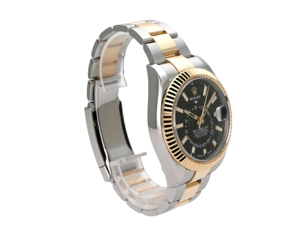 Rolex Sky-Dweller Edelstahl Gelbgold 326933 Schwarz mit schwarzem Zifferblatt und Oyster-Armband in Edelstahl/Gelbgold.