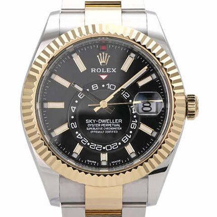Rolex Sky-Dweller Edelstahl Gelbgold 326933 Schwarz mit schwarzem Zifferblatt und Oyster-Armband.