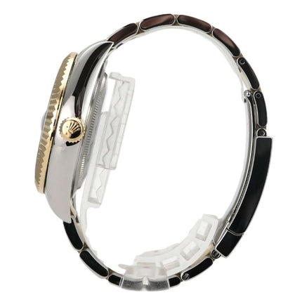 Rolex Sky-Dweller Edelstahl Gelbgold 326933 Schwarz seitliche Ansicht mit poliertem Edelstahl und 18 kt Gelbgold.