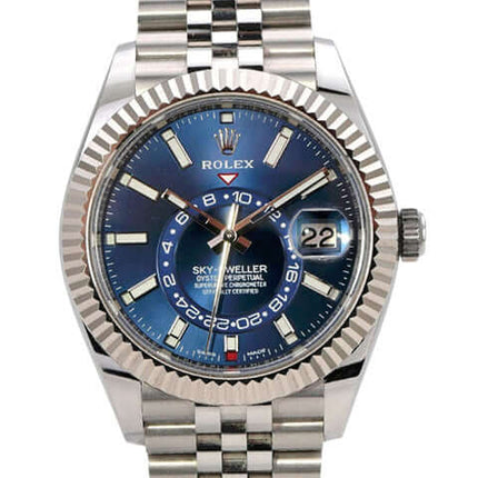 Rolex Sky-Dweller 326934 Edelstahl Weißgold Blau Jubile-Band, elegantes blaues Zifferblatt und Jubilee-Armband.