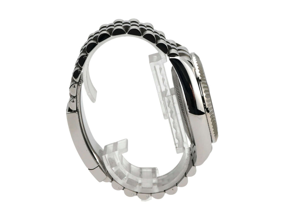 Rolex Sky-Dweller 326934 Edelstahl Weißgold Blau Jubile-Band, seitliche Ansicht des Uhrenarmbandes.