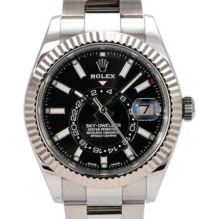 Rolex Sky-Dweller 326934 Schwarz edelstahl und weißgold mit schwarzem Zifferblatt und Oyster-Armband.