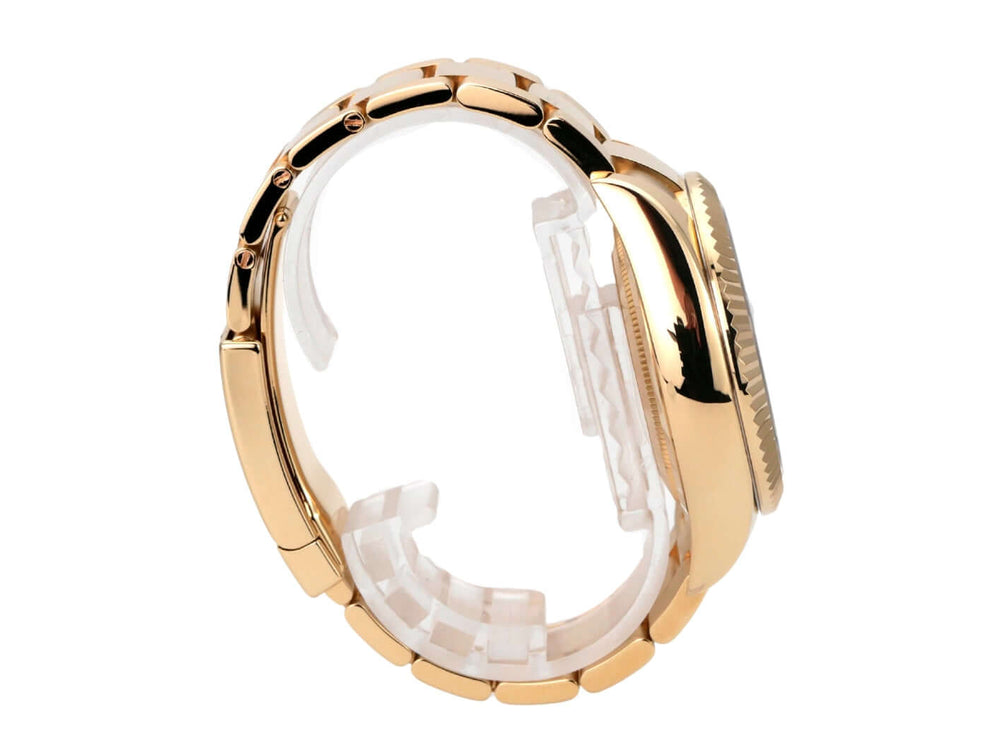 Rolex Sky-Dweller 326938 Gelbgold Champagnerfarben, luxuriöse Seitenansicht aus 18 kt Gelbgold mit geriffelter Lünette