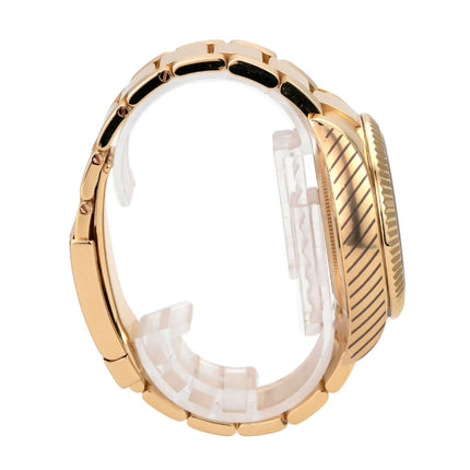 Rolex Sky-Dweller 326938 Gelbgold Silber Römisch Uhrenseite mit 18 kt Gelbgold und Oysterclasp.