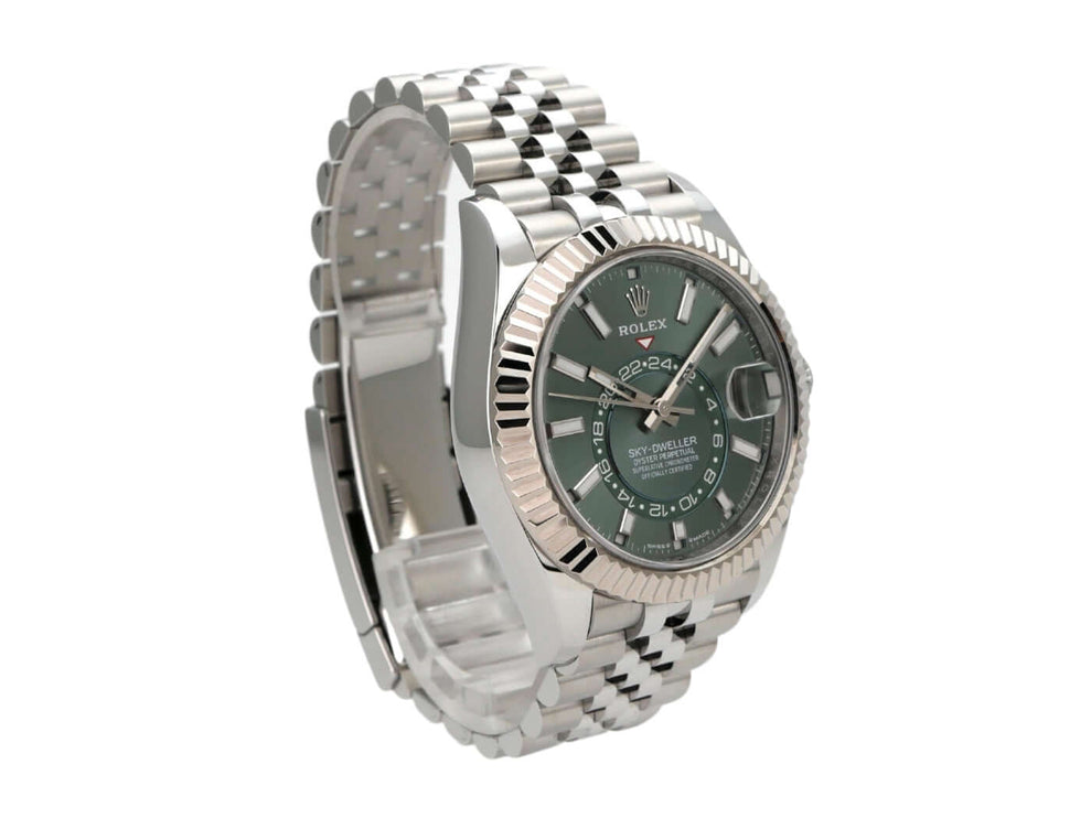 Rolex Sky-Dweller 336934 mit Mintgrünem Zifferblatt und Jubile-Band aus Edelstahl, elegantes Design und Automatikwerk.