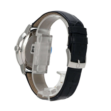 Omega De Ville Prestige Co-Axial 424.13.40.20.03.004 Uhr von der Seite mit schwarzem Lederband und poliertem Edelstahlgehäuse.