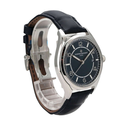 Vacheron Constantin Fiftysix 4600E/000A-B487 elegante Armbanduhr mit blauem Zifferblatt und Lederband.