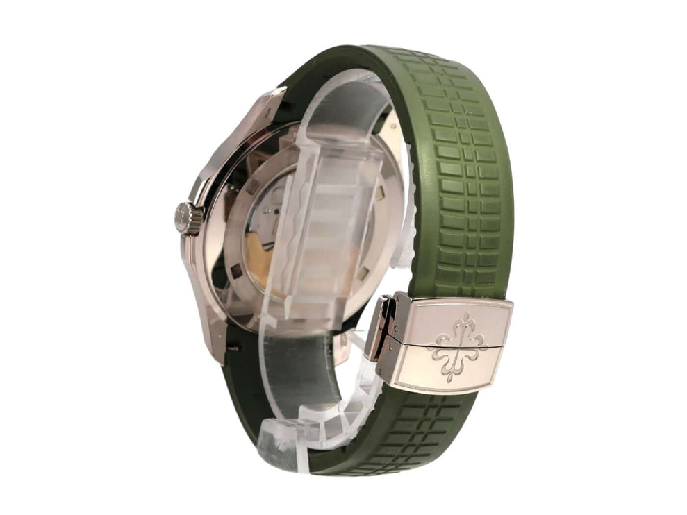 Patek Philippe Aquanaut Weißgold 5168G-010 mit grünem Kautschukband und Weißgold-Gehäuse.