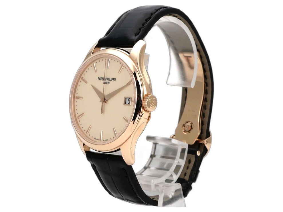 Patek Philippe Calatrava Roségold 5227R-001: 18 kt Roségold, elfenbeinfarbenes Zifferblatt, schwarzes Lederarmband