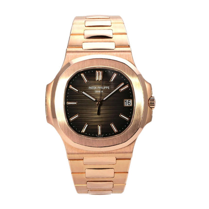 Patek Philippe Nautilus Roségold 5711/1R-001 mit braunem Zifferblatt und roségoldenem Gehäuse.