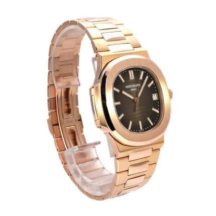 Patek Philippe Nautilus Roségold 5711/1R-001 Uhr mit braunem Zifferblatt und Roségoldband.