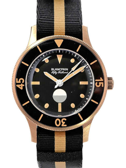 Blancpain Fifty Fathoms 70th Anniversary Act 3 5901-5630-NANA mit schwarzem Zifferblatt und Bronzedetail.