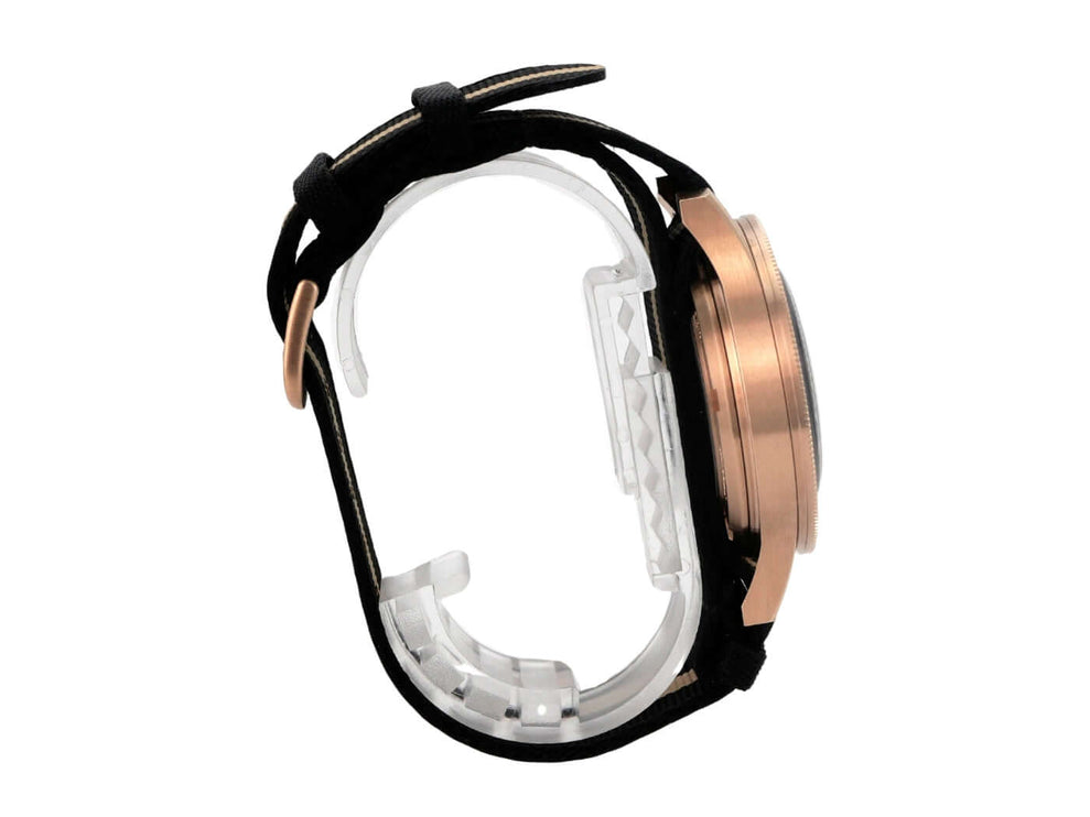 Blancpain Fifty Fathoms 70th Anniversary Act 3 5901-5630-NANA seitliche Ansicht des Uhrengehäuses aus Bronzegold.