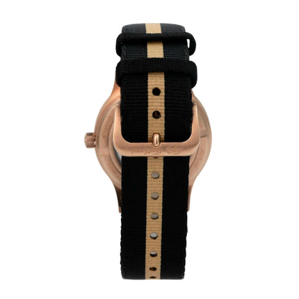 Blancpain Fifty Fathoms 70th Anniversary Act 3 5901-5630-NANA Rückansicht mit schwarzem Natoband und Bronzegold-Gehäuse.