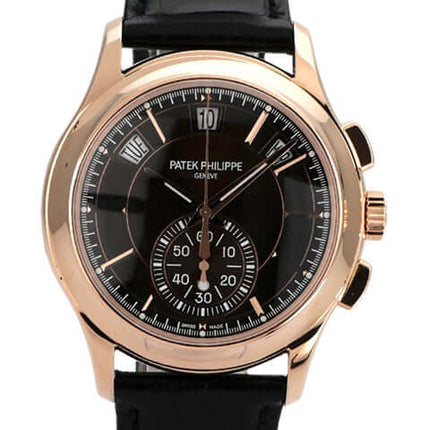Patek Philippe Ref. 5905R-001 Annual Calendar Uhr mit schwarzem Zifferblatt und Roségold-Gehäuse.