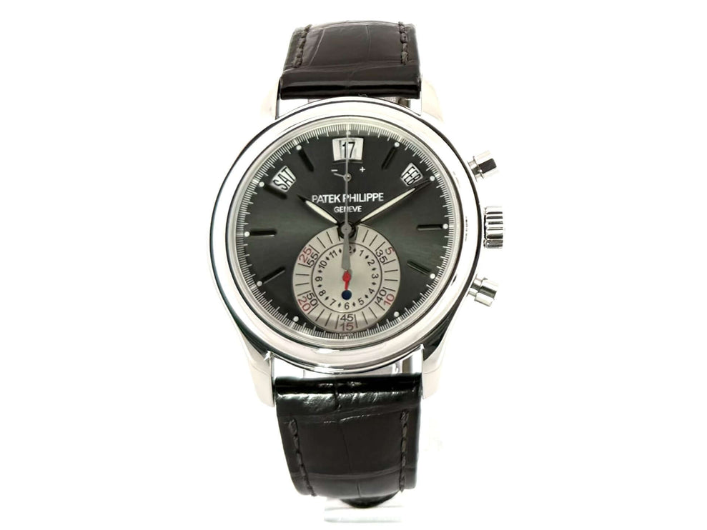 Patek Philippe Annual Calendar 5960P-001 aus Platin mit grauem Zifferblatt und braunem Lederband, Gehäusedurchmesser 40,5 mm, automatische Uhr