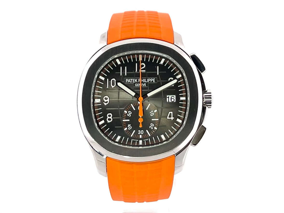 Patek Philippe Aquanaut Chronograph Ref. 5968A-001 mit orangefarbenem Kautschukband und schwarzem Zifferblatt
