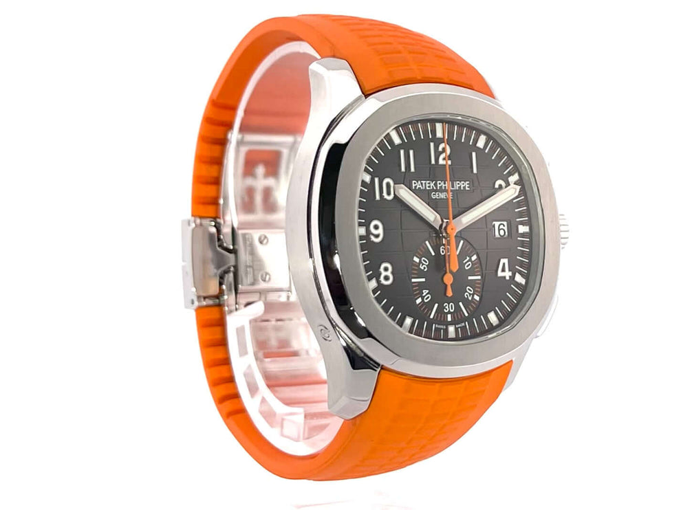 Patek Philippe Aquanaut Chronograph 5968A-001, schwarzes Zifferblatt, orangefarbenes Kautschukband, Edelstahlgehäuse seitlichansicht